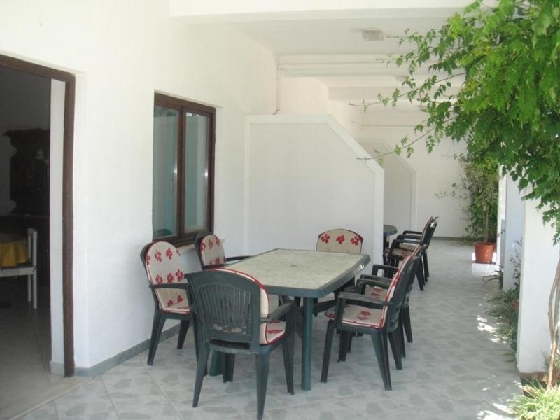 Apartments Ivan Orlic Vinisce Exterior photo